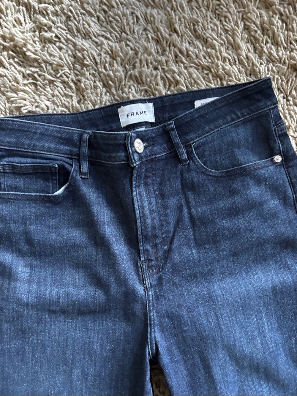 Frame le crop mini boot cut Dark Blue Denim Jeans 30 worn once